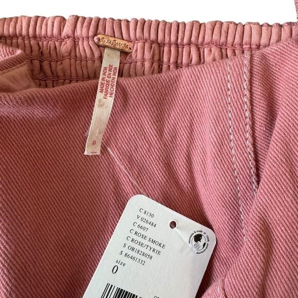 Free People Marley Denim Top Size 0 NWT Women’s Casual Smocked Boho Top - Picture 6 of 7